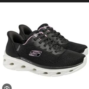 Skechers Hands Free Swift Fit Women's 9 Black Sneakers Tennis Shoes New In Box